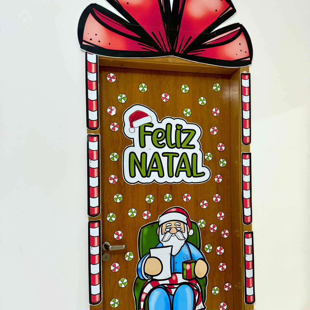 Decoração de porta tema Feliz Natal