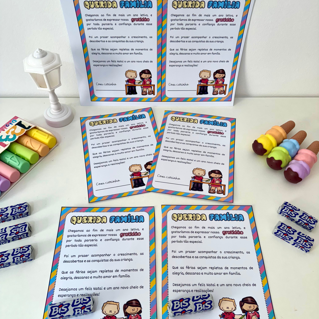 Cartão editável “Querida Família”